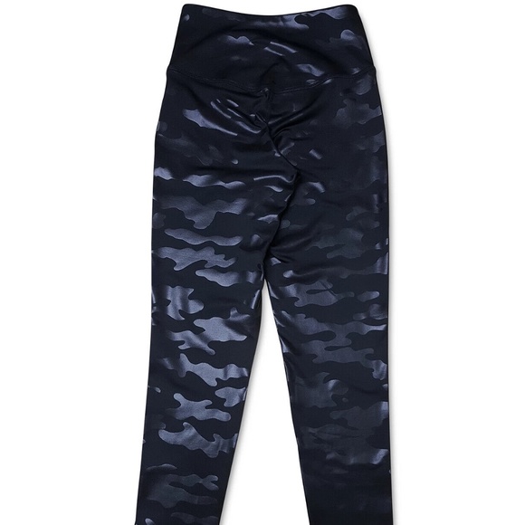 Jenni On Repeat Crossover-Waist Leggings, Black Shine Camo Sizes XS/S/XL/XXXL - Picture 5 of 7